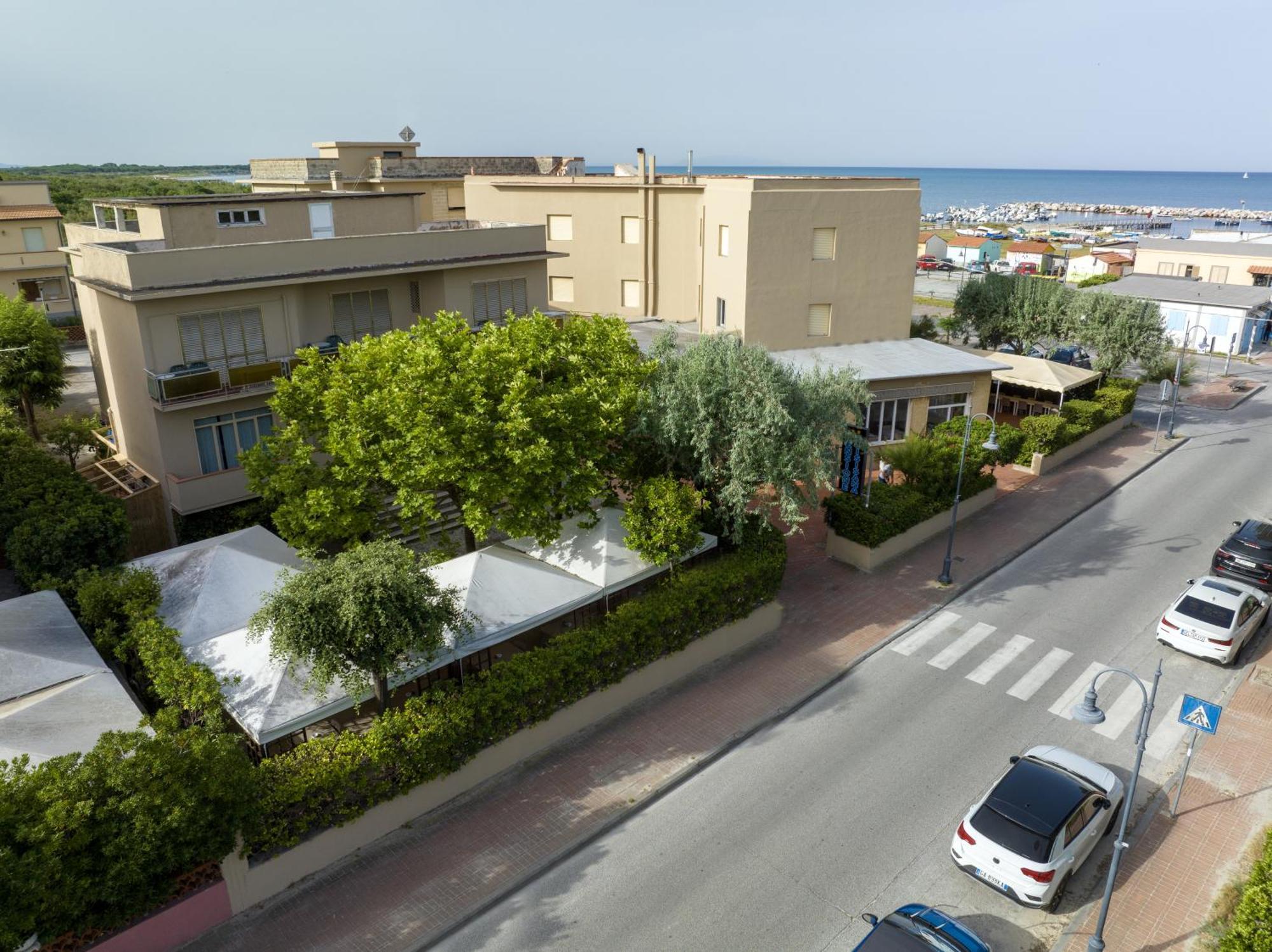 Hotel Quisisana Vada Exterior foto